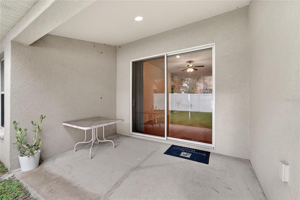 出租: $2,500 (4 贝兹, 2 浴室, 2070 平方英尺)