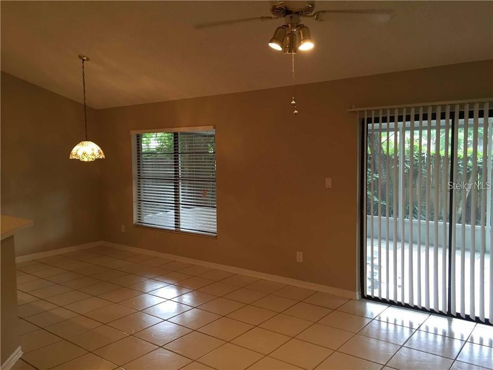 出租: $2,395 (4 贝兹, 2 浴室, 2001 平方英尺)