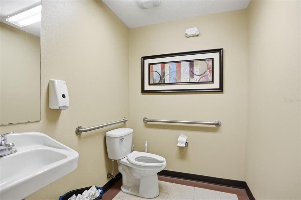 На продажу: $2,900,000 (0 спален, 0 ванн, 7754 Квадратных фут)