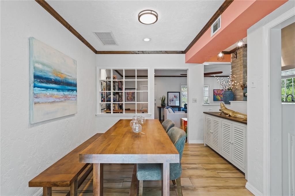 待售: $560,000 (2 贝兹, 2 浴室, 1145 平方英尺)