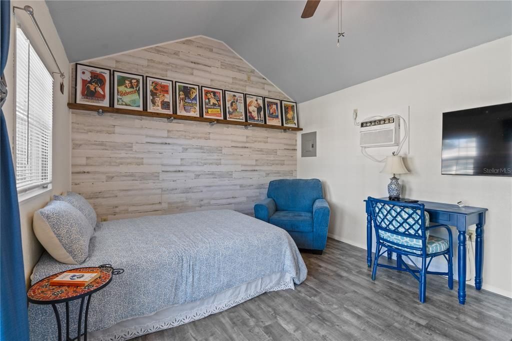 待售: $560,000 (2 贝兹, 2 浴室, 1145 平方英尺)