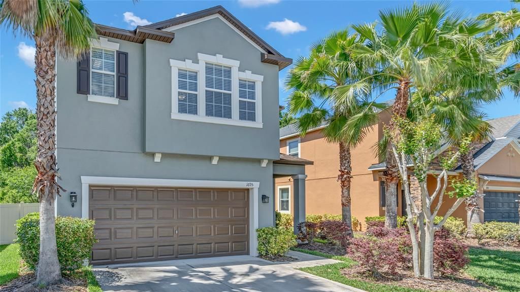 For Rent: $3,000 (4 beds, 2 baths, 2334 Square Feet)