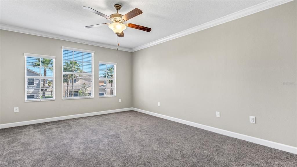 For Rent: $3,000 (4 beds, 2 baths, 2334 Square Feet)