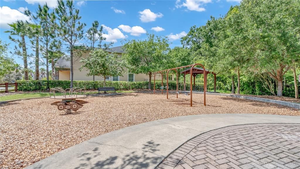 For Rent: $3,000 (4 beds, 2 baths, 2334 Square Feet)