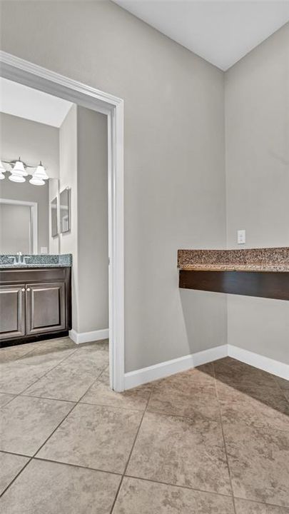 For Rent: $3,000 (4 beds, 2 baths, 2334 Square Feet)