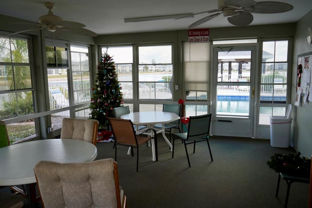 合同活跃: $129,900 (2 贝兹, 2 浴室, 1044 平方英尺)