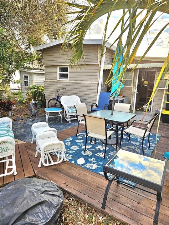 For Sale: $176,500 (2 beds, 2 baths, 820 Square Feet)