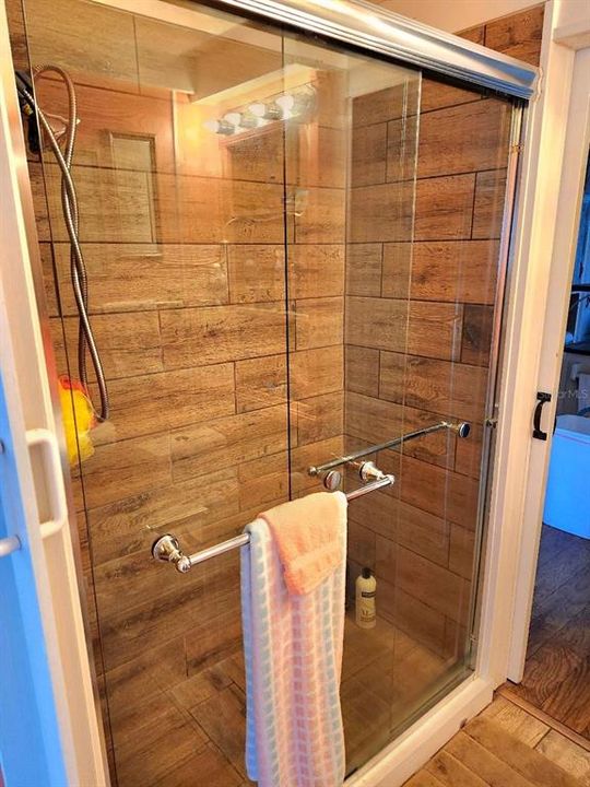 For Sale: $176,500 (2 beds, 2 baths, 820 Square Feet)