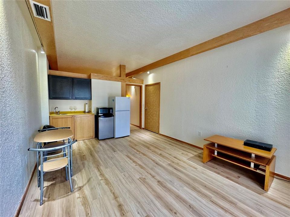 En Renta: $1,300 (1 camas, 1 baños, 625 Pies cuadrados)