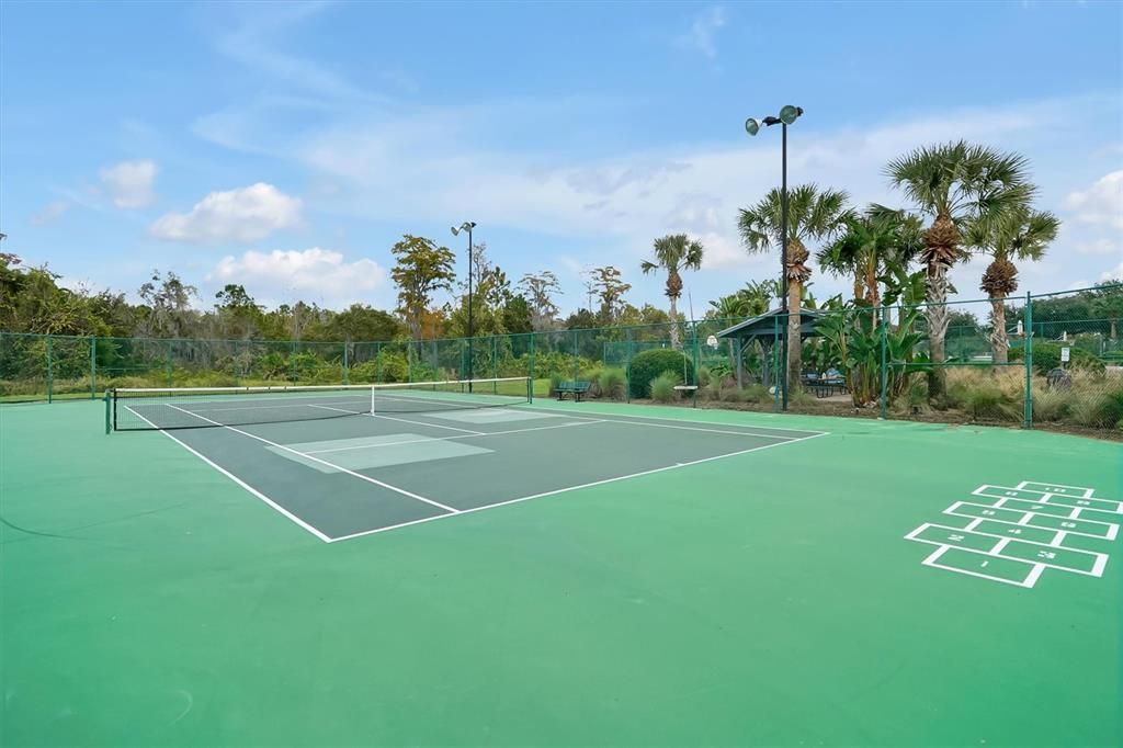 На продажу: $620,000 (5 спален, 4 ванн, 3119 Квадратных фут)