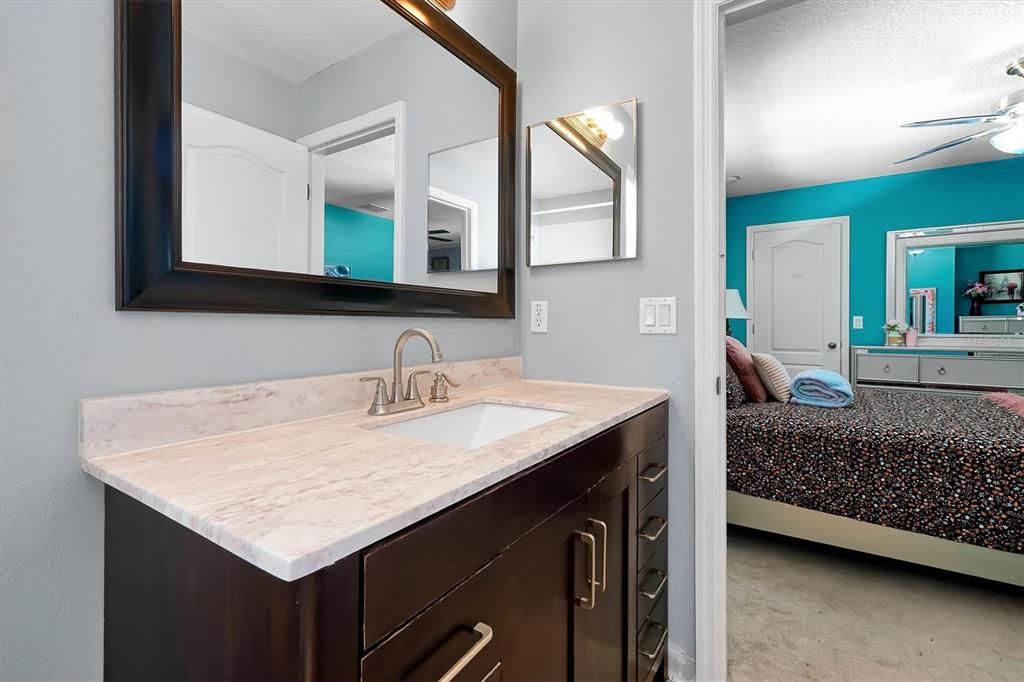 На продажу: $620,000 (5 спален, 4 ванн, 3119 Квадратных фут)