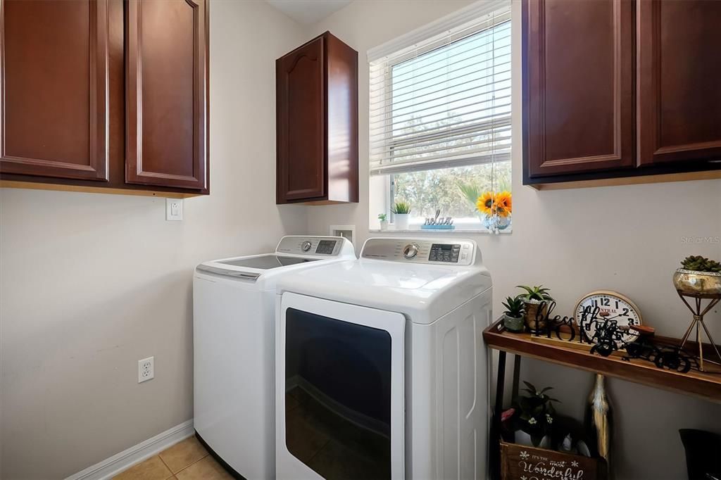 На продажу: $620,000 (5 спален, 4 ванн, 3119 Квадратных фут)