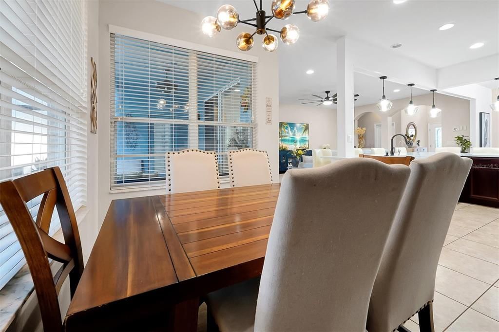 На продажу: $620,000 (5 спален, 4 ванн, 3119 Квадратных фут)