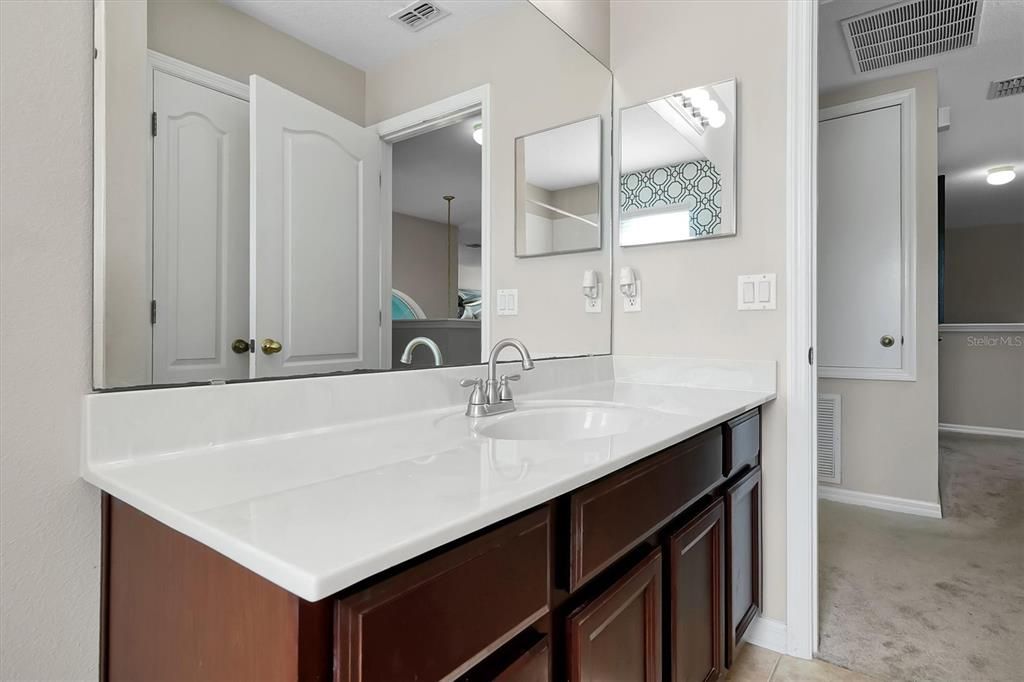 На продажу: $620,000 (5 спален, 4 ванн, 3119 Квадратных фут)