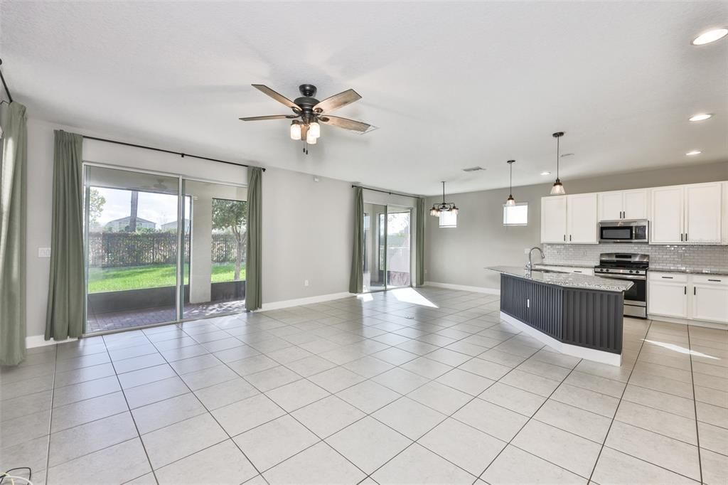 En Renta: $3,500 (4 camas, 3 baños, 2303 Pies cuadrados)