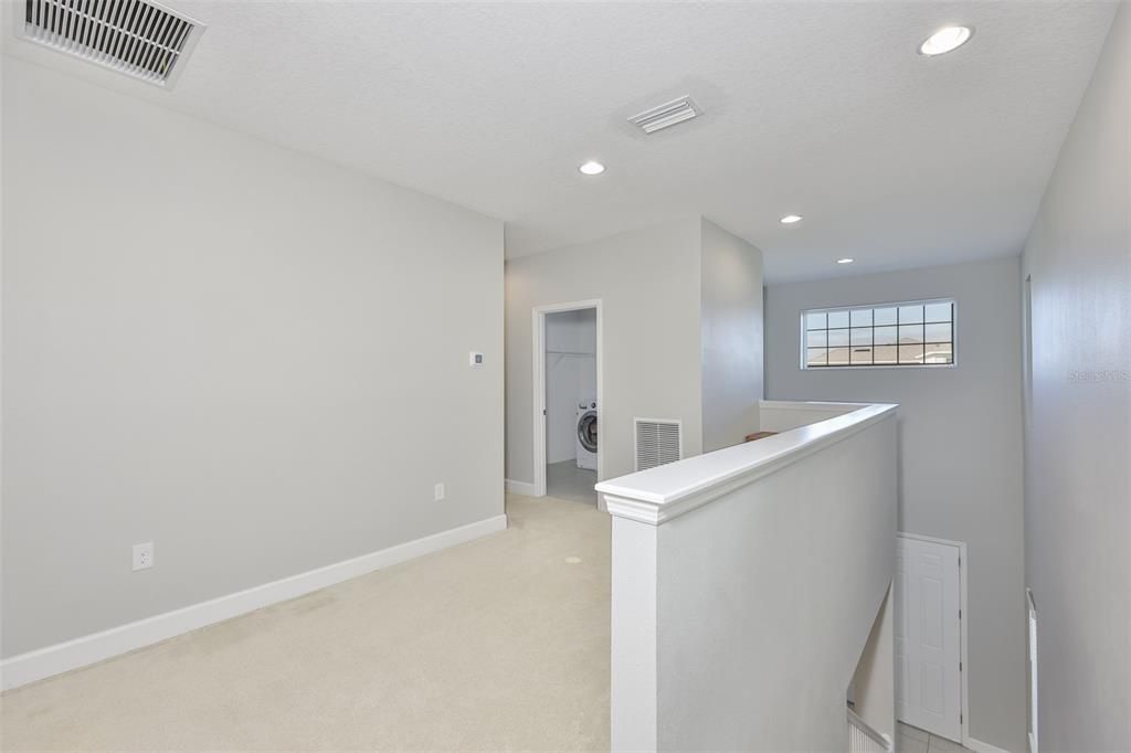 En Renta: $3,500 (4 camas, 3 baños, 2303 Pies cuadrados)