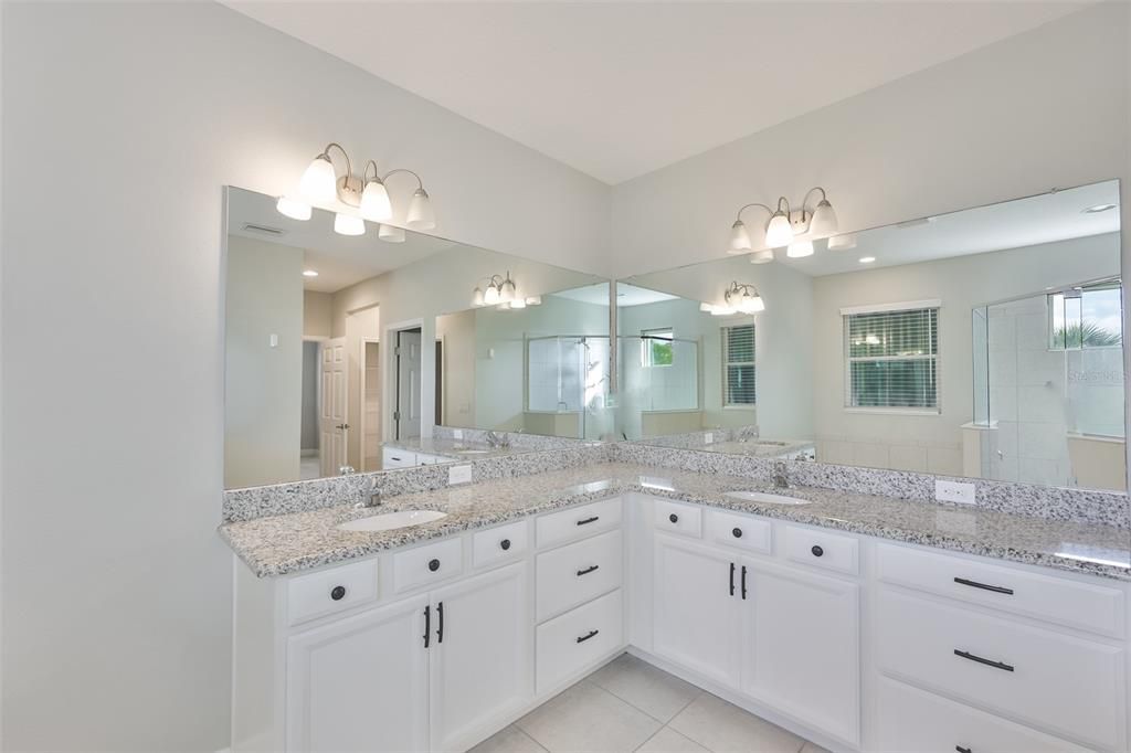 En Renta: $3,500 (4 camas, 3 baños, 2303 Pies cuadrados)