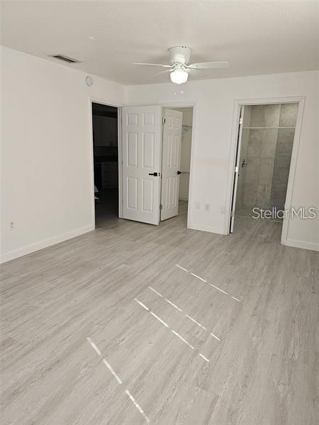 For Rent: $2,200 (3 beds, 2 baths, 1200 Square Feet)