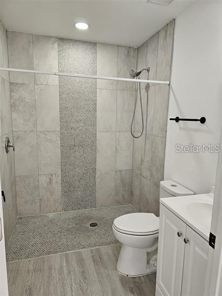 For Rent: $2,200 (3 beds, 2 baths, 1200 Square Feet)