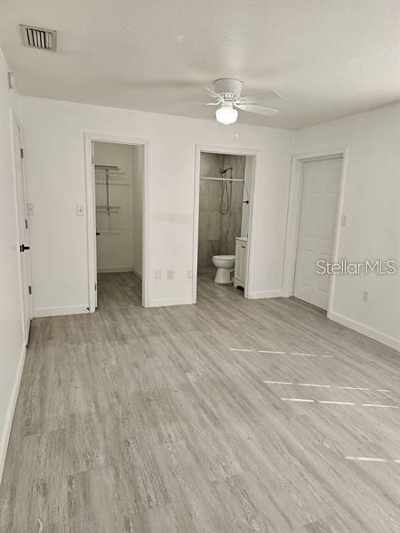 For Rent: $2,200 (3 beds, 2 baths, 1200 Square Feet)