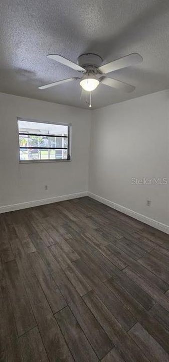 For Rent: $1,600 (3 beds, 2 baths, 740 Square Feet)