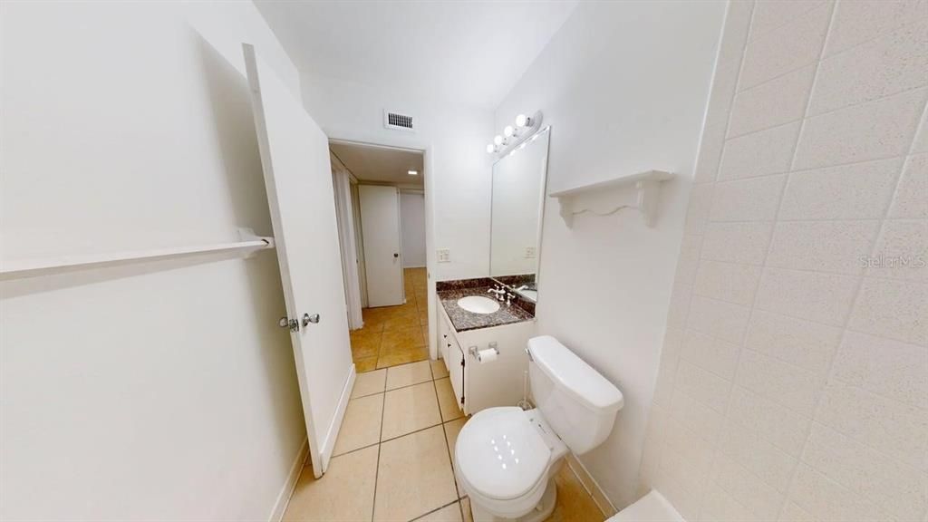 For Rent: $1,495 (2 beds, 1 baths, 885 Square Feet)