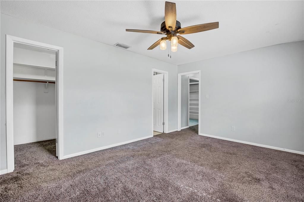 For Sale: $369,999 (3 beds, 2 baths, 1892 Square Feet)