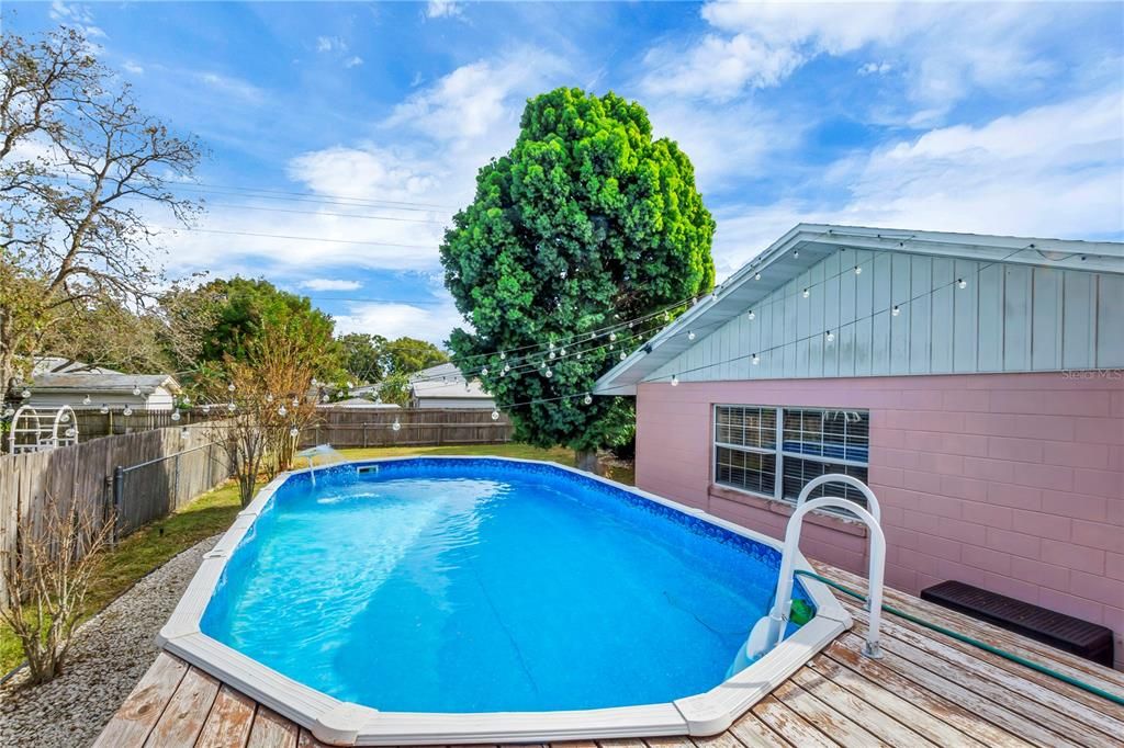 For Sale: $369,999 (3 beds, 2 baths, 1892 Square Feet)