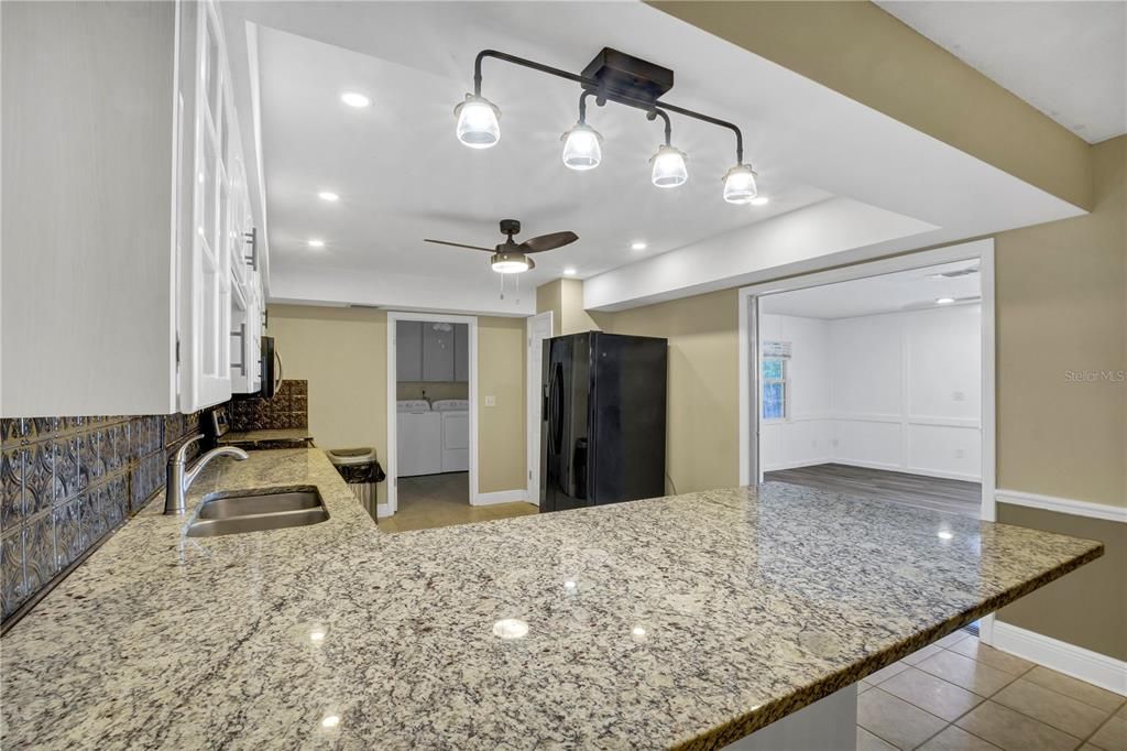 For Sale: $369,999 (3 beds, 2 baths, 1892 Square Feet)