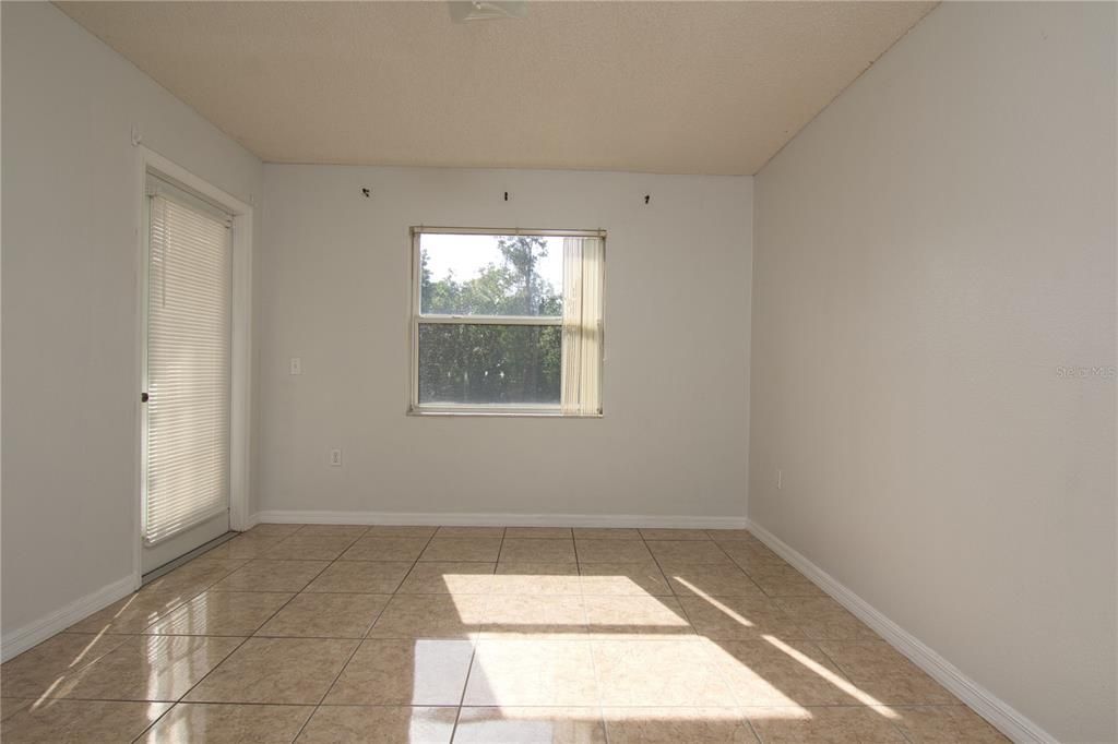 En Renta: $1,550 (3 camas, 2 baños, 1249 Pies cuadrados)