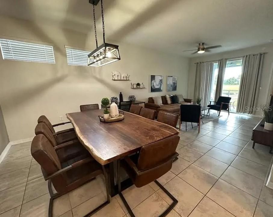 For Rent: $2,400 (3 beds, 2 baths, 1329 Square Feet)