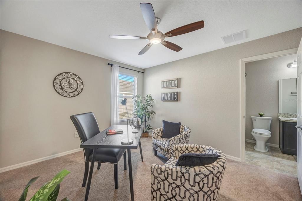 For Sale: $270,000 (3 beds, 2 baths, 1650 Square Feet)