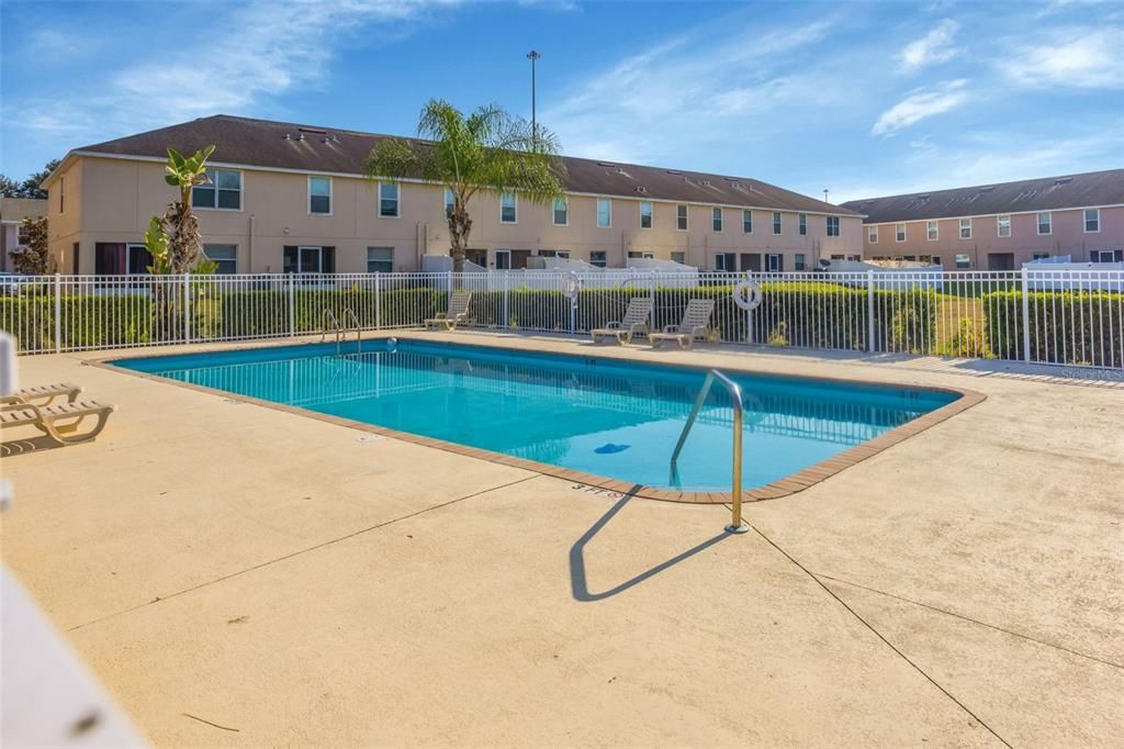 For Sale: $270,000 (3 beds, 2 baths, 1650 Square Feet)