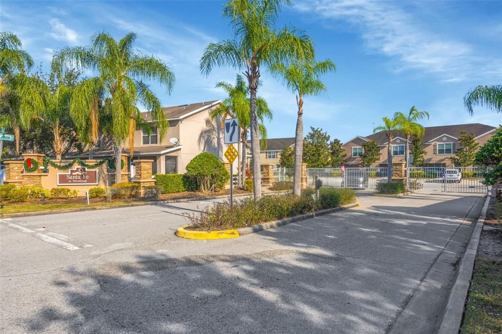 For Sale: $270,000 (3 beds, 2 baths, 1650 Square Feet)