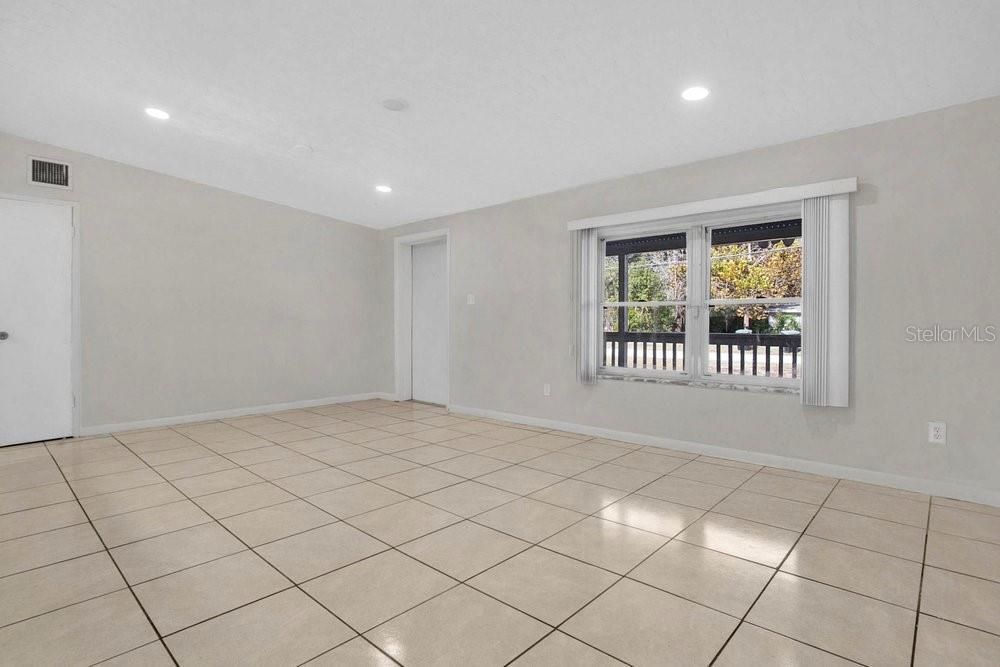 For Sale: $440,000 (3 beds, 2 baths, 1625 Square Feet)