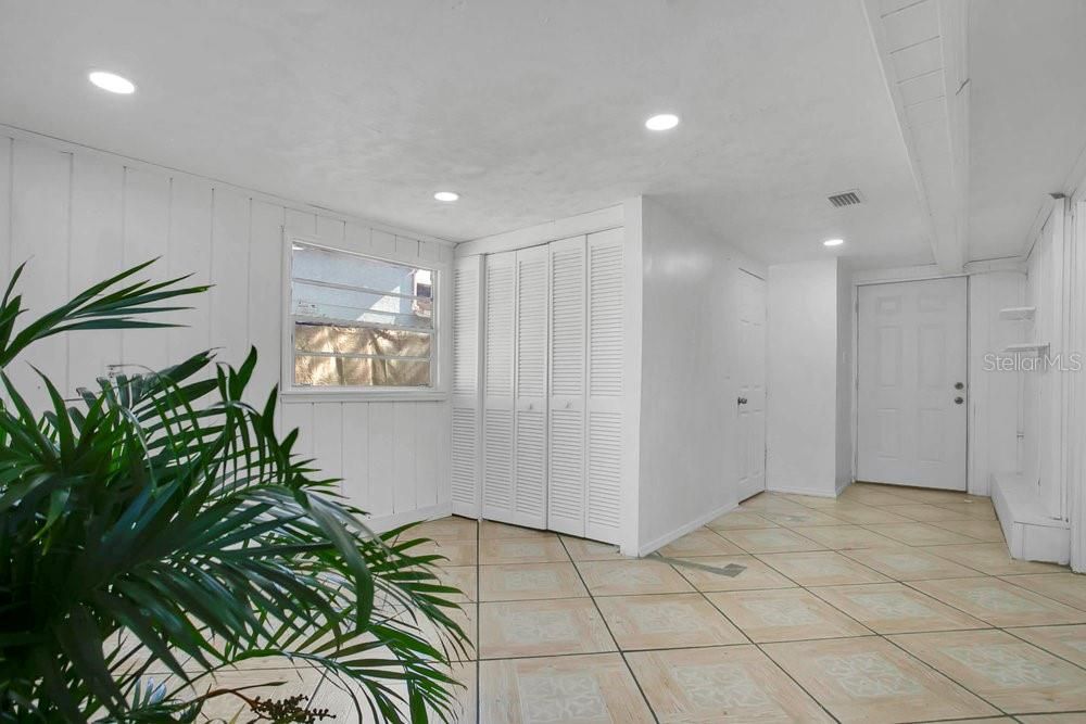 For Sale: $440,000 (3 beds, 2 baths, 1625 Square Feet)