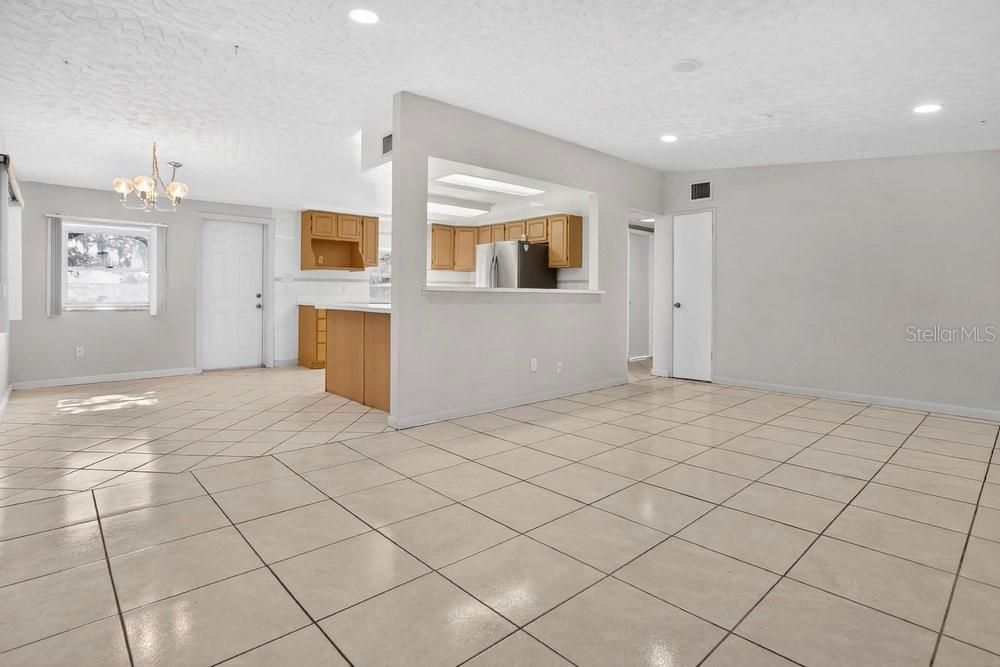 For Sale: $440,000 (3 beds, 2 baths, 1625 Square Feet)