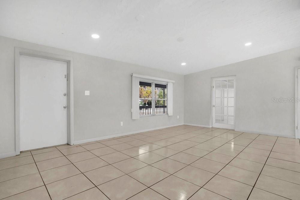 For Sale: $440,000 (3 beds, 2 baths, 1625 Square Feet)