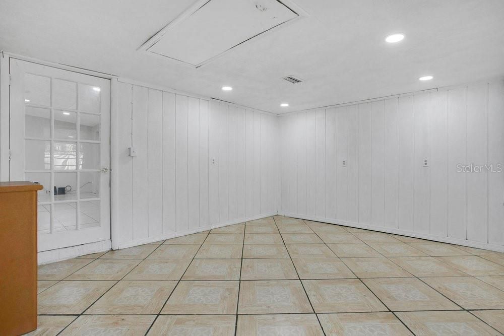 For Sale: $440,000 (3 beds, 2 baths, 1625 Square Feet)