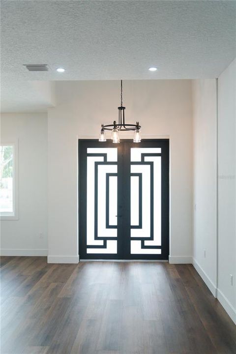 En Venta: $829,800 (3 camas, 2 baños, 2243 Pies cuadrados)