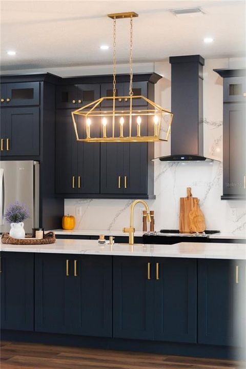 En Venta: $829,800 (3 camas, 2 baños, 2243 Pies cuadrados)