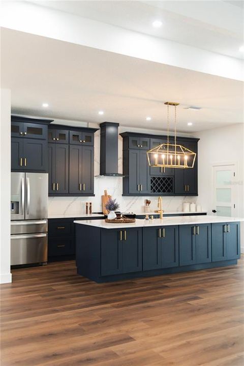 En Venta: $829,800 (3 camas, 2 baños, 2243 Pies cuadrados)