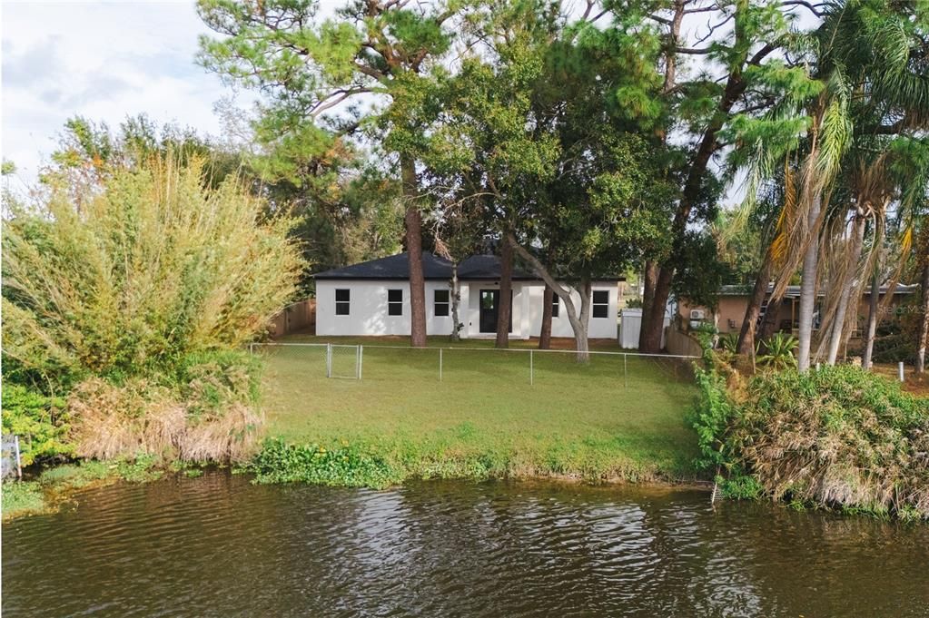 For Sale: $829,800 (3 beds, 2 baths, 2243 Square Feet)