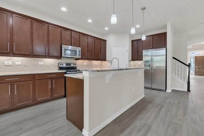 En Renta: $3,750 (4 camas, 3 baños, 3399 Pies cuadrados)