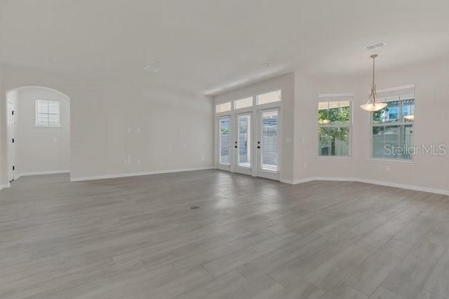 En Renta: $3,750 (4 camas, 3 baños, 3399 Pies cuadrados)