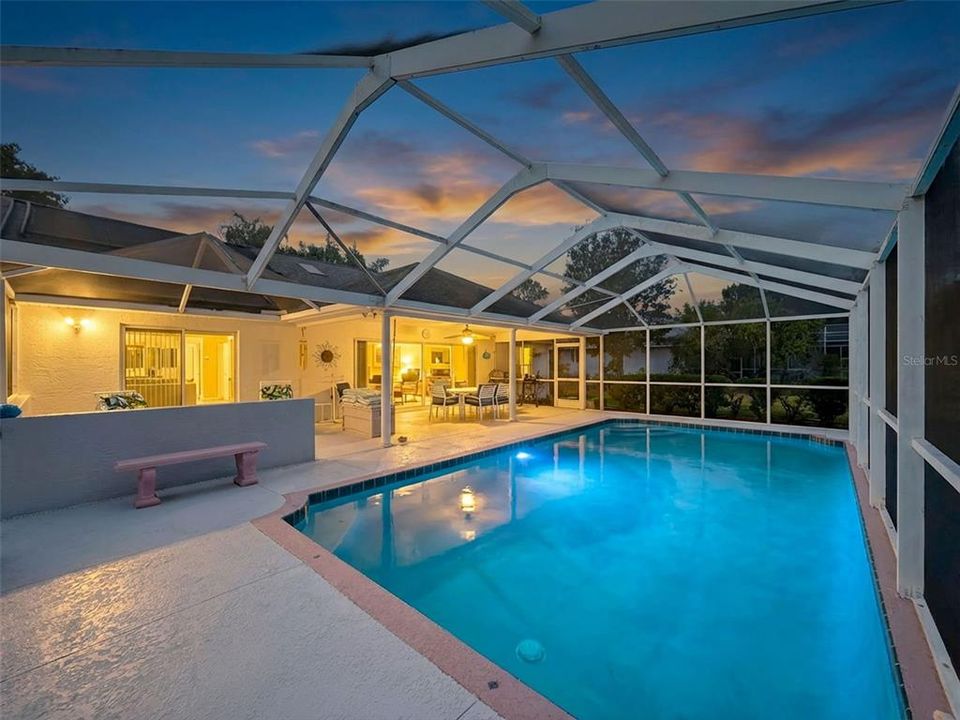 For Sale: $650,000 (4 beds, 2 baths, 1900 Square Feet)