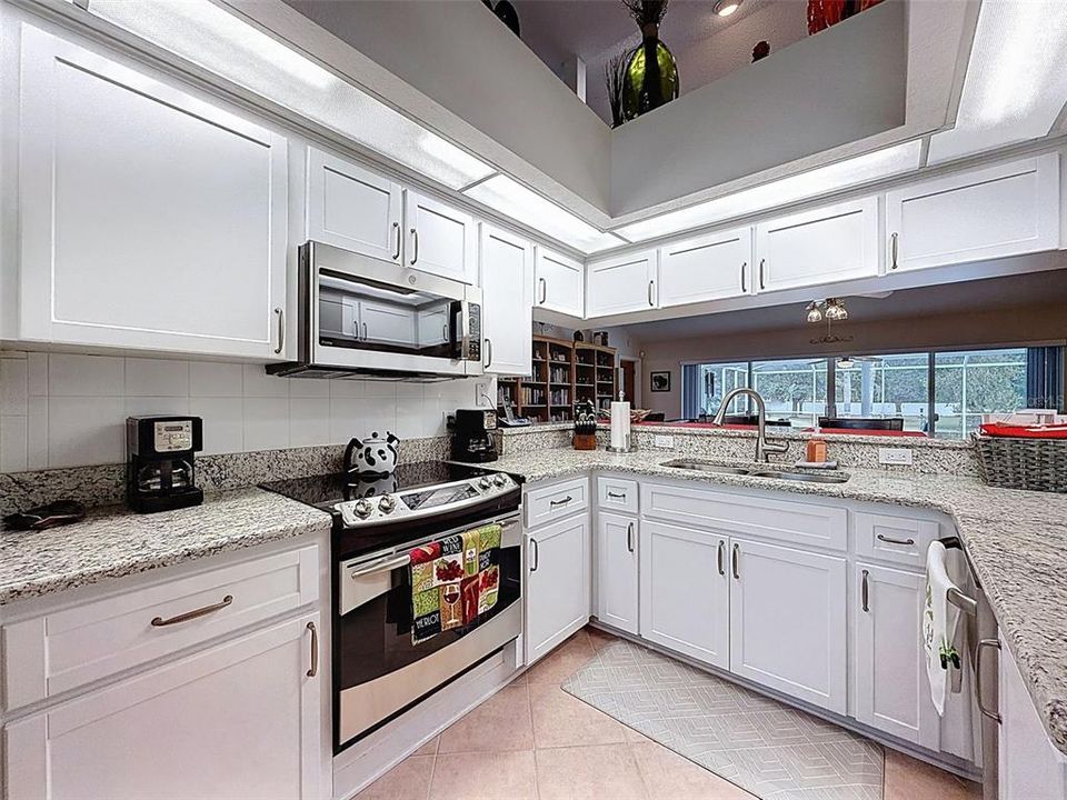 For Sale: $650,000 (4 beds, 2 baths, 1900 Square Feet)