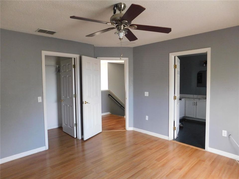 For Sale: $290,000 (4 beds, 2 baths, 2103 Square Feet)