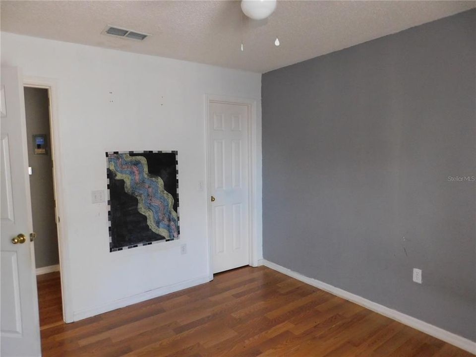 For Sale: $290,000 (4 beds, 2 baths, 2103 Square Feet)