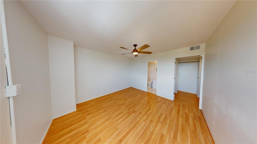 В аренду: $2,550 (2 спален, 2 ванн, 888 Квадратных фут)